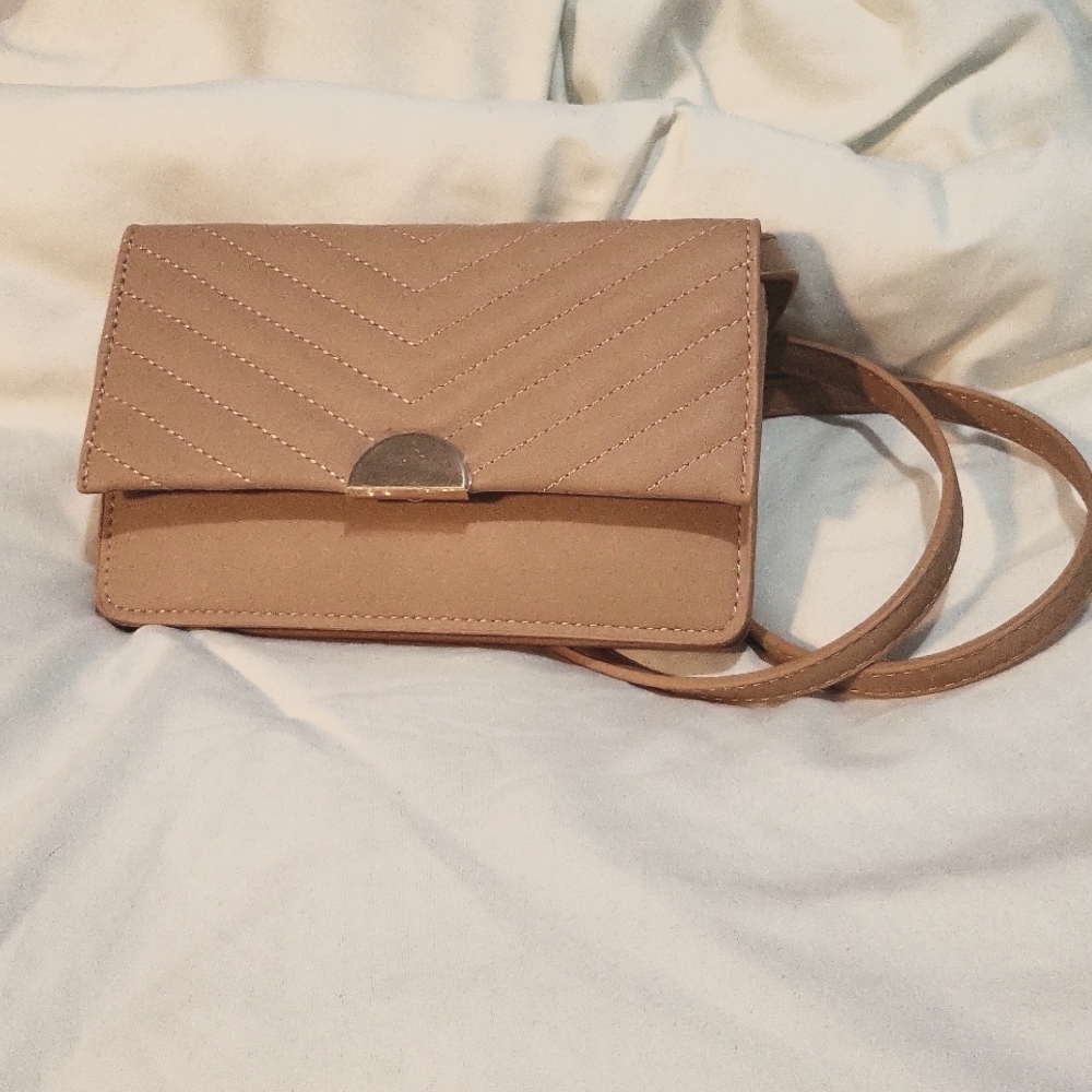Detachable Crossbody Purse